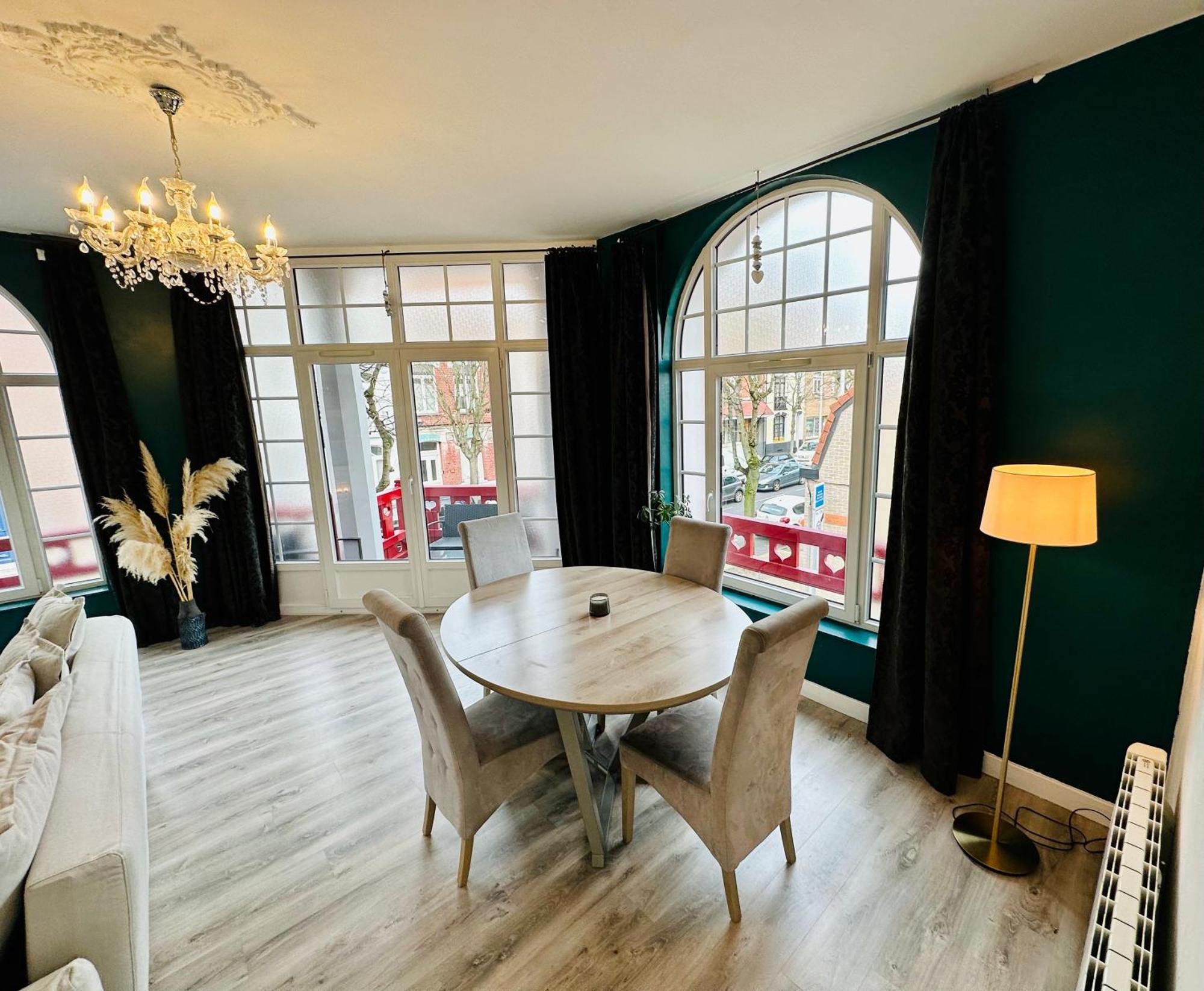 Appartement De Charme Avec Balcon - Villa Les Iris Dunkirk Bagian luar foto