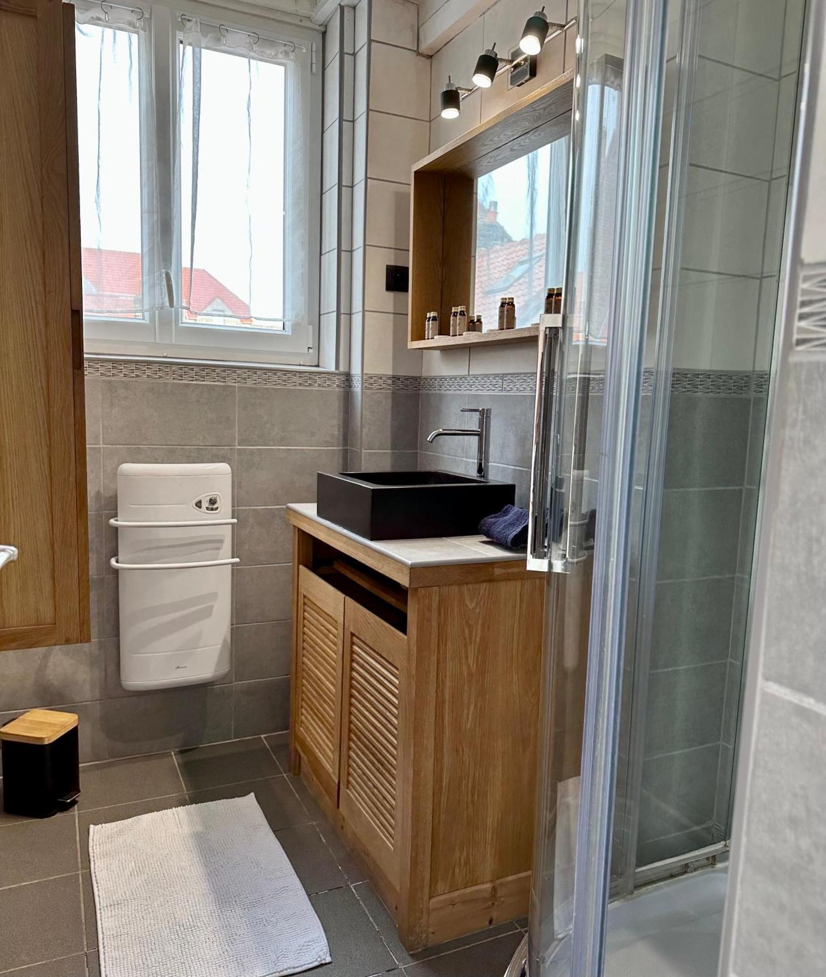 Appartement De Charme Avec Balcon - Villa Les Iris Dunkirk Bagian luar foto